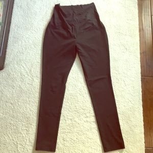 Skinny black maternity pants